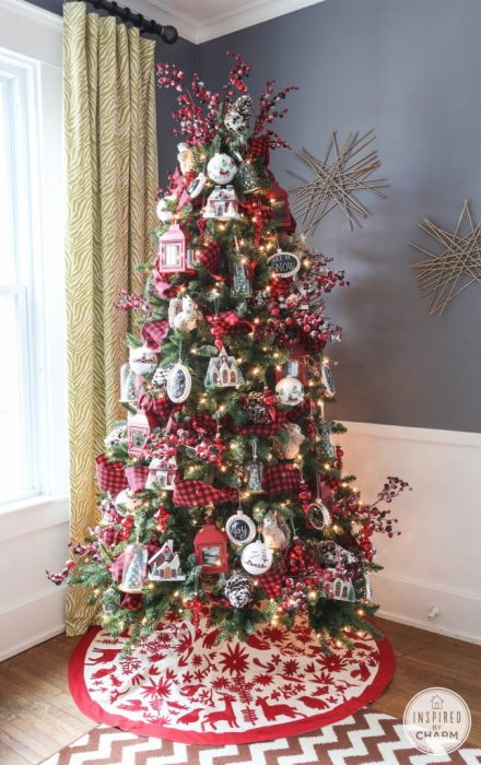 Plaid Theme Christmas Tree